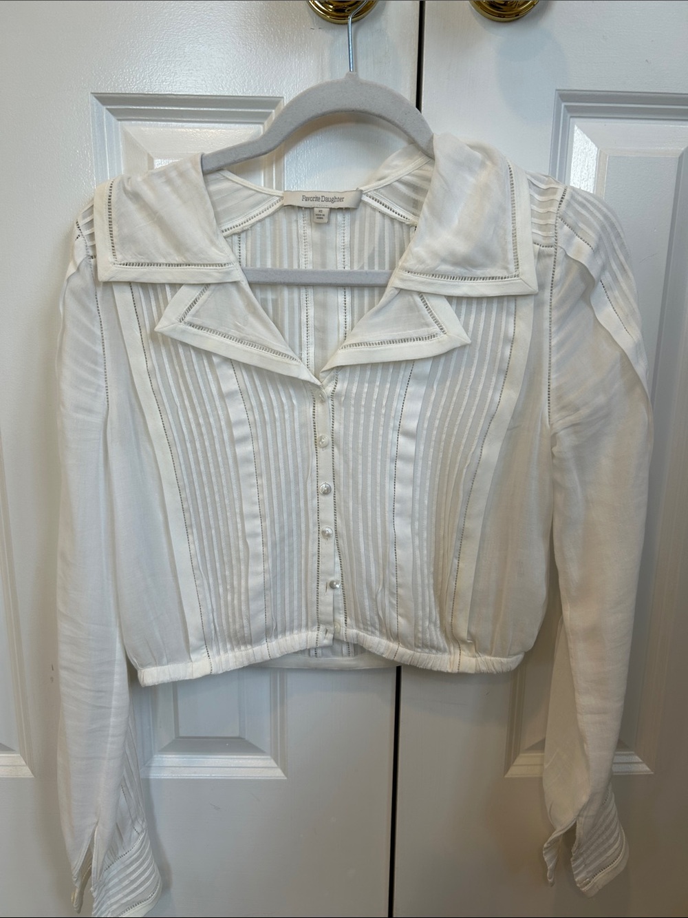 Worn Once Favorite Daughter Cream Pintuck Button-Front Cropped Blouse